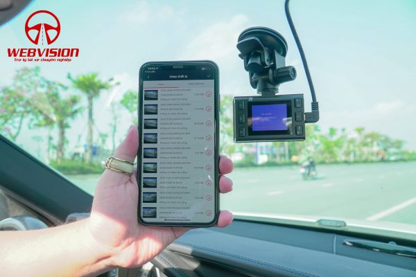 Phân phối lắp Camera Hành Trình Webvision A2 Kết Nối Wifi cho ô tô tại Hà Nội
