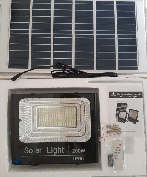 Lắp đặt đèn pha năng lượng mặt trời LY-TGD001/LY-TYN016