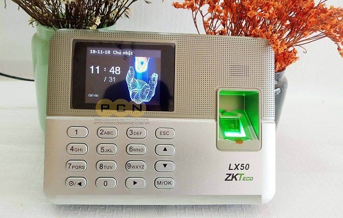 Máy chấm công vân tay và thẻ ZKTECO LX50 - Được Phân Phối Tại Hà Nội 365